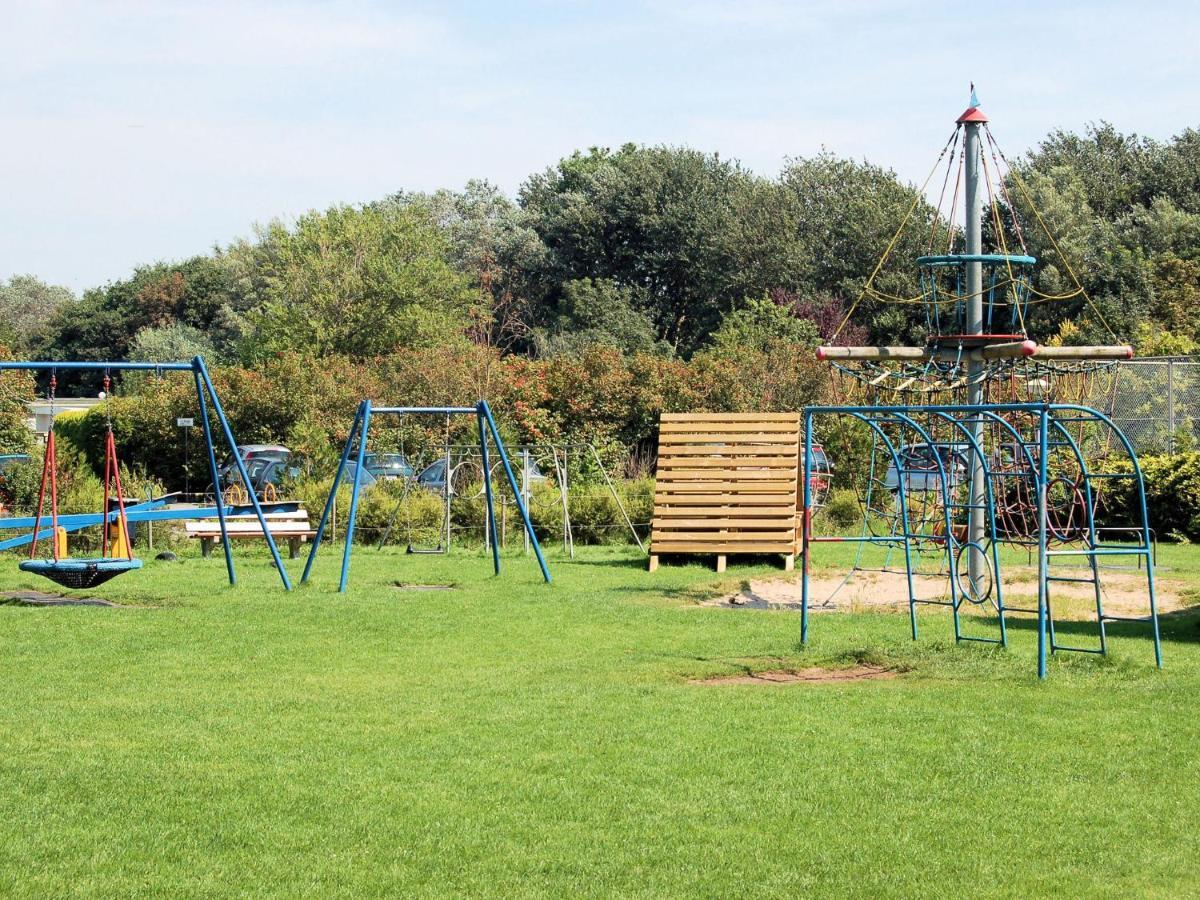 Attractive Holiday Home With Garden Noordwijkerhout Exteriör bild
